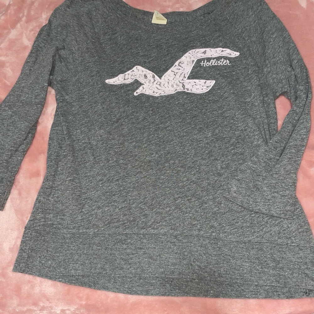 Hollister gray 3/4 sleeve shirt